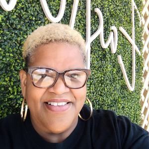 Meet your Posher, Marcia